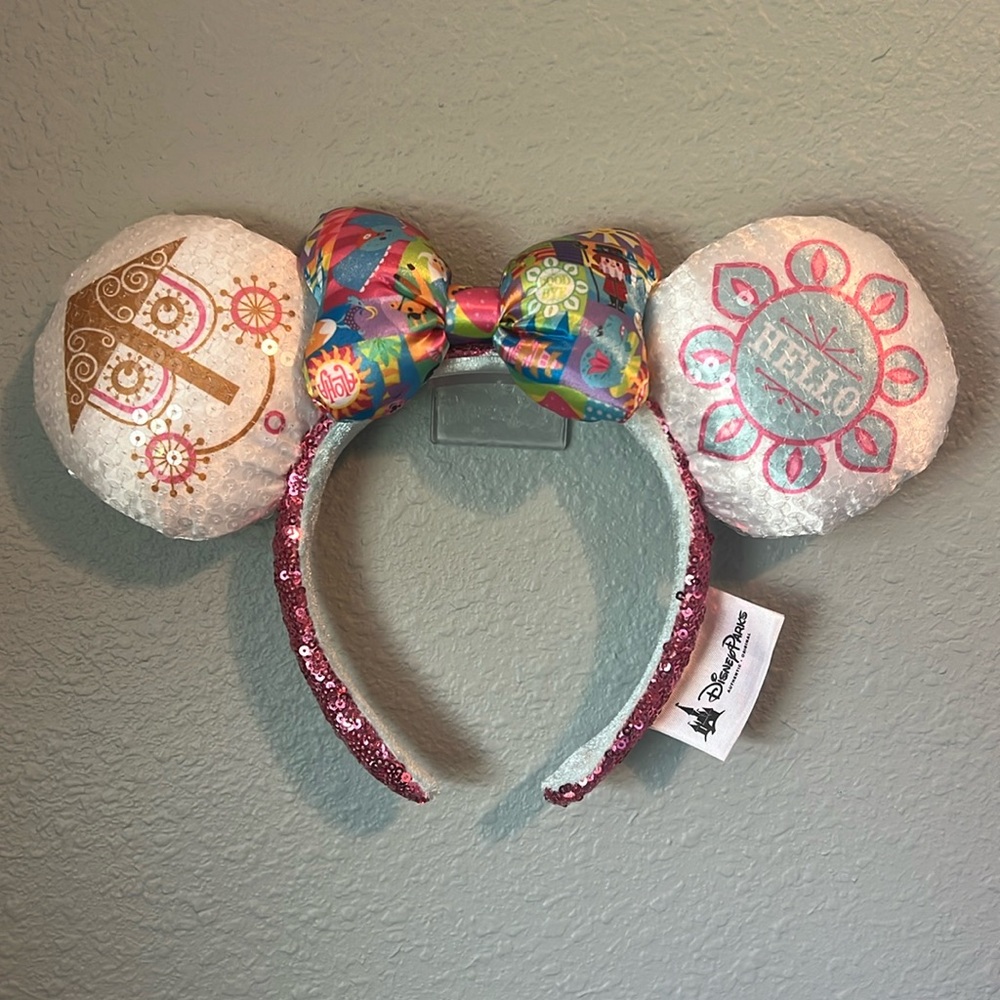 Disney parks - it’s a small world mini mouse ears